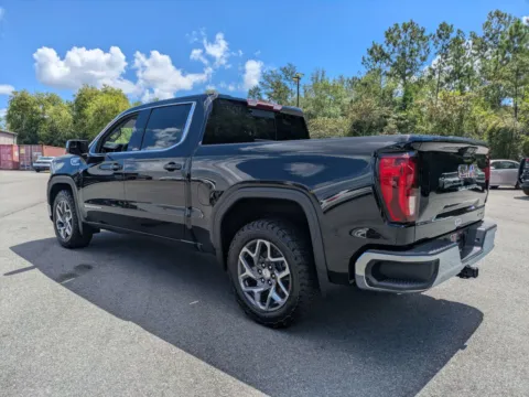 More photos of 2023 GMC Sierra 1500 SLE at Woody Folsom CDJR of Vidalia, GA