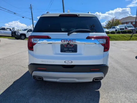 More photos of 2023 GMC Acadia SLT at Woody Folsom CDJR of Vidalia, GA