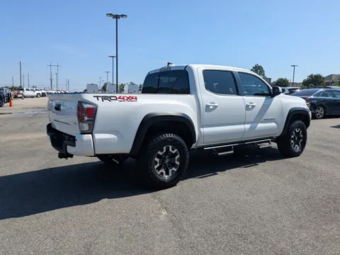 More photos of 2021 Toyota Tacoma TRD Off Road at Woody Folsom CDJR of Vidalia, GA