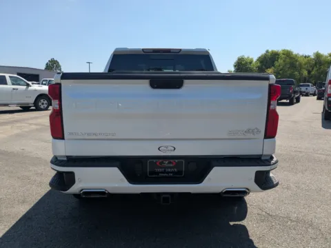 More photos of 2019 Chevrolet Silverado 1500 High Country at Woody Folsom CDJR of Vidalia, GA