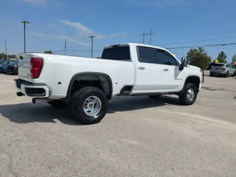 More photos of 2023 Chevrolet Silverado 3500HD High Country at Woody Folsom CDJR of Vidalia, GA
