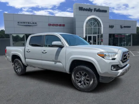 Gray 2020 Toyota Tacoma SR5 for sale in Vidalia, GA