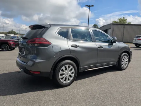 More photos of 2020 Nissan Rogue S at Woody Folsom CDJR of Vidalia, GA