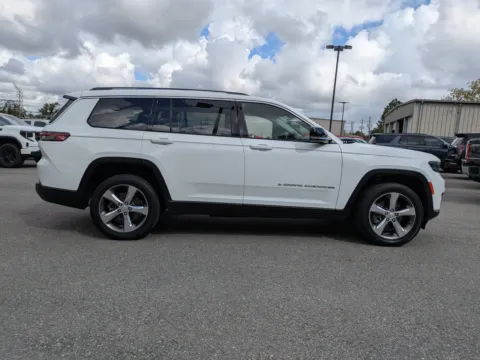 Another view of 2021 Jeep Grand Cherokee L Limited for sale in Vidalia, GA at Woody Folsom CDJR of Vidalia