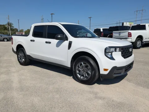 Photos of 2025 Ford Maverick XLT for sale in Vidalia, GA at Woody Folsom CDJR of Vidalia