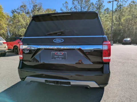 More photos of 2021 Ford Expedition XLT at Woody Folsom CDJR of Vidalia, GA