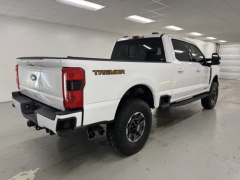 More photos of 2023 Ford Super Duty F-250 SRW LARIAT at Woody Folsom Ford, GA