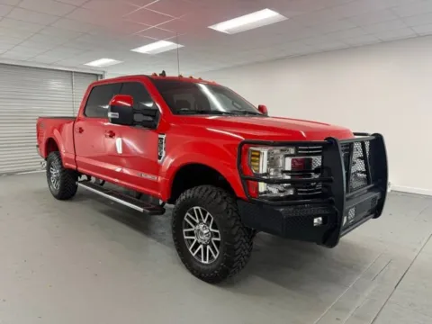 Another view of 2019 Ford Super Duty F-350 SRW LARIAT for sale in Baxley, GA at Woody Folsom Ford
