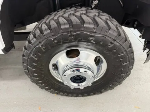 More photos of 2025 Ford Super Duty F-350 DRW LARIAT at Woody Folsom Ford, GA