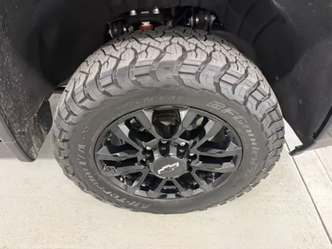 More photos of 2025 Chevrolet Silverado 2500HD High Country at Woody Folsom Ford, GA