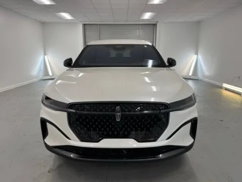 Photos of 2025 Lincoln Nautilus Premiere for sale in Baxley, GA at Woody Folsom Ford