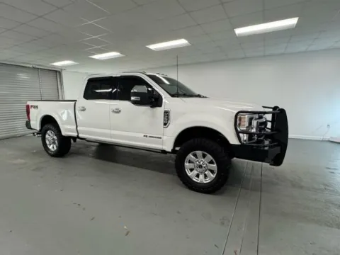Another view of 2022 Ford Super Duty F-250 SRW Platinum for sale in Baxley, GA at Woody Folsom Ford