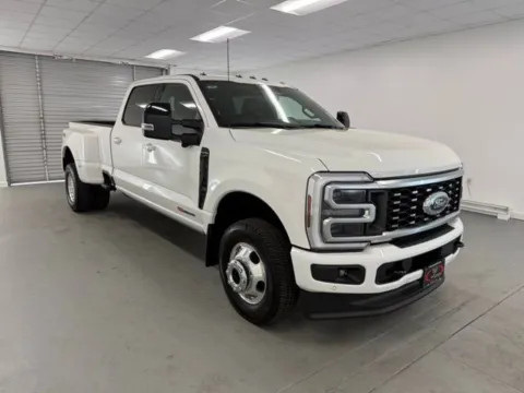 Another view of 2025 Ford Super Duty F-350 DRW Platinum for sale in Baxley, GA at Woody Folsom Ford