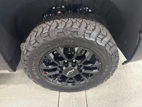 More photos of 2025 Chevrolet Silverado 2500HD LT at Woody Folsom Ford, GA