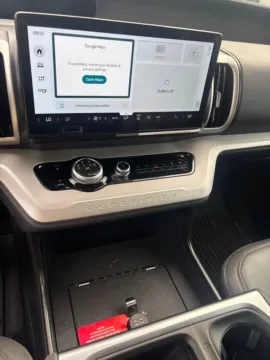 Photos of 2025 Ford Expedition Active for sale in Baxley, GA at Woody Folsom Ford