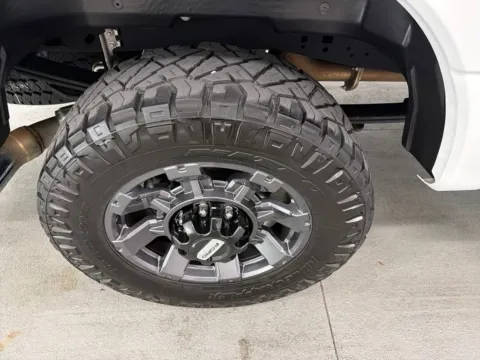 More photos of 2024 Ford Super Duty F-250 SRW LARIAT at Woody Folsom Ford, GA