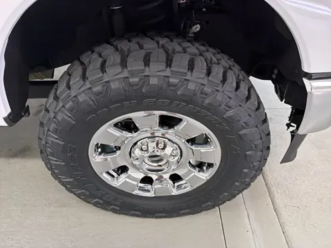 More photos of 2023 Ford Super Duty F-250 SRW LARIAT at Woody Folsom Ford, GA