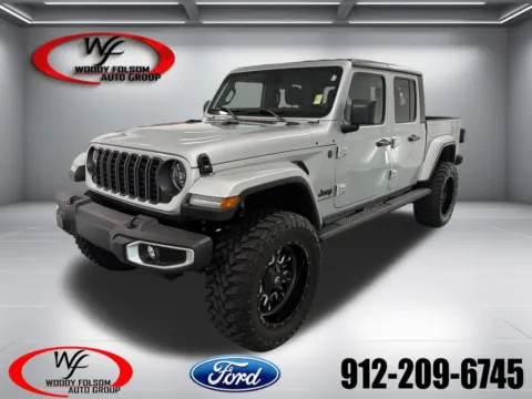 Silver 2024 Jeep Gladiator Sport S for sale in Baxley, GA