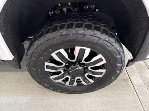 More photos of 2024 GMC Sierra 2500HD Denali Ultimate at Woody Folsom Ford, GA