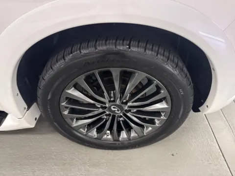 More photos of 2023 INFINITI QX80 PREMIUM SELECT at Woody Folsom Ford, GA