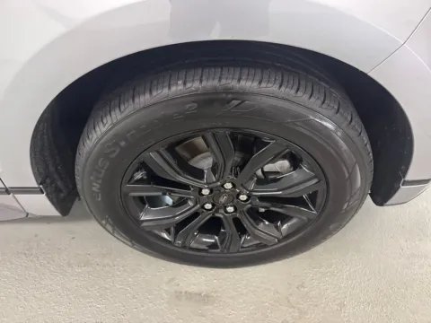 More photos of 2024 Ford Edge SE at Woody Folsom Ford, GA