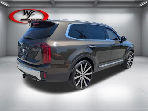 More photos of 2024 Kia Telluride S at Woody Folsom Ford, GA