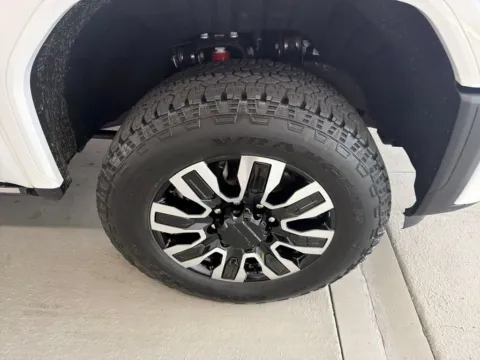 More photos of 2026 GMC Sierra 2500 HD Denali Ultimate at Woody Folsom Ford, GA