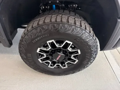 More photos of 2025 GMC Sierra 2500 HD AT4X at Woody Folsom Ford, GA