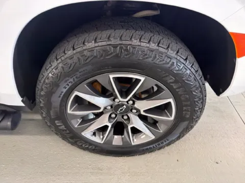More photos of 2024 Chevrolet Suburban Z71 at Woody Folsom Ford, GA