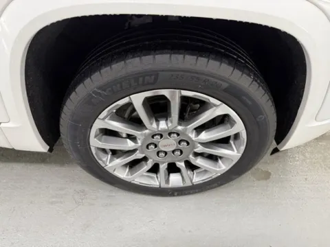 More photos of 2021 GMC Acadia Denali at Woody Folsom Ford, GA