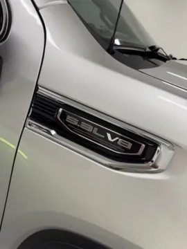 More photos of 2022 GMC Sierra 1500 SLT at Woody Folsom Ford, GA