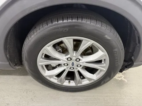 More photos of 2020 Ford Explorer XLT at Woody Folsom Ford, GA