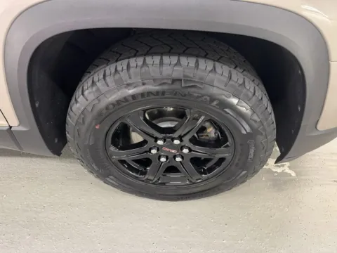 More photos of 2022 GMC Acadia AT4 at Woody Folsom Ford, GA