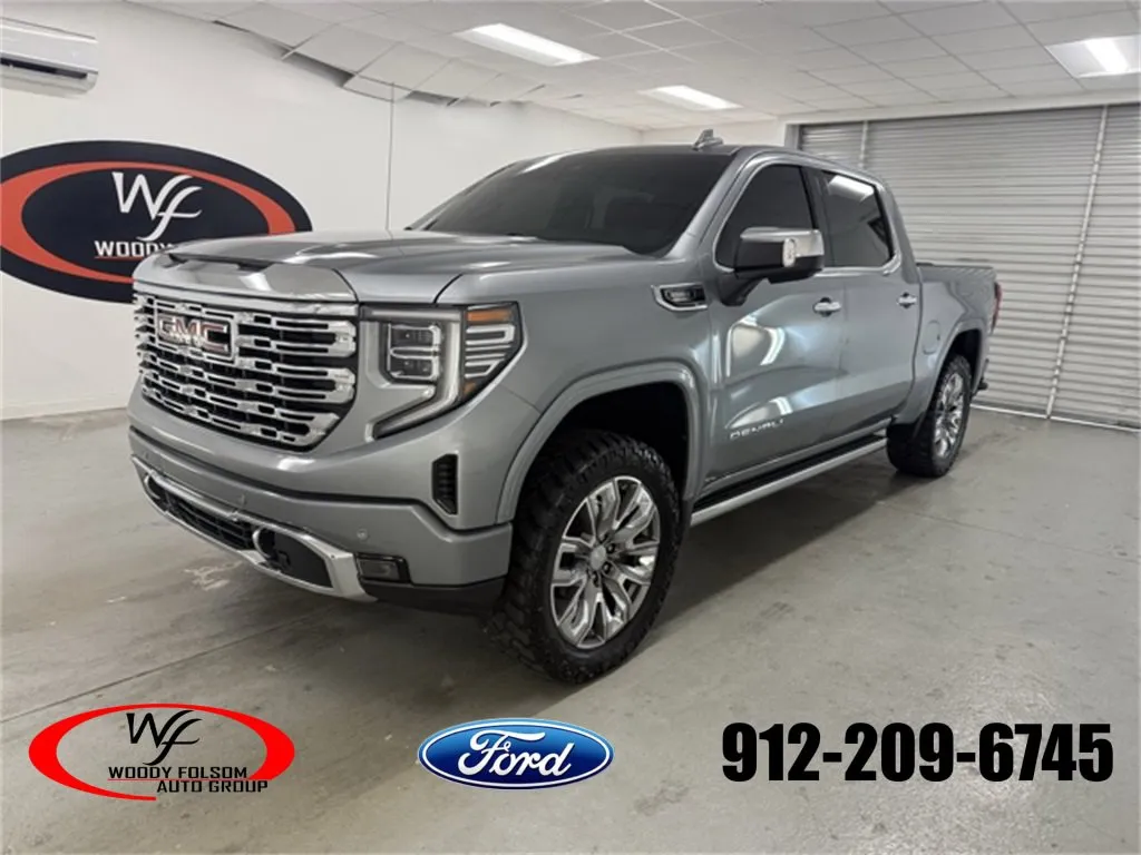 Gray 2023 GMC Sierra 1500 Denali for sale in Baxley, GA