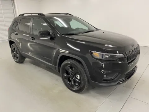 Another view of 2023 Jeep Cherokee Altitude Lux for sale in Baxley, GA at Woody Folsom Ford