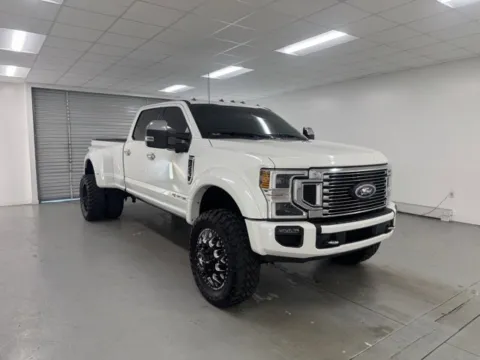 Another view of 2022 Ford Super Duty F-450 DRW Platinum for sale in Baxley, GA at Woody Folsom Ford