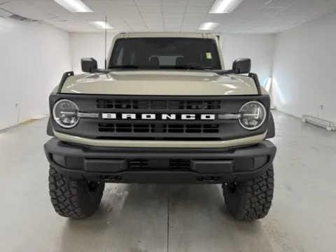 Photos of 2025 Ford Bronco for sale in Baxley, GA at Woody Folsom Ford