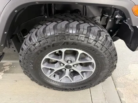 More photos of 2024 Jeep Gladiator Sport S at Woody Folsom Ford, GA