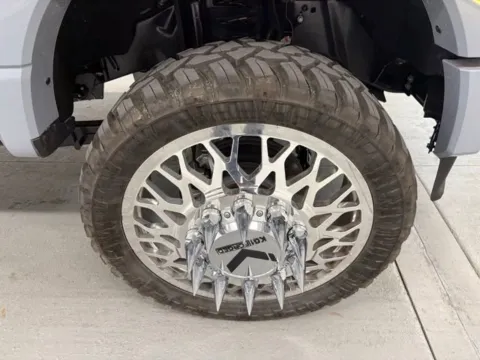 More photos of 2026 Ford Super Duty F-450 DRW Platinum at Woody Folsom Ford, GA