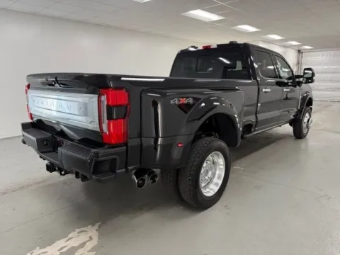 More photos of 2026 Ford Super Duty F-450 DRW Platinum at Woody Folsom Ford, GA