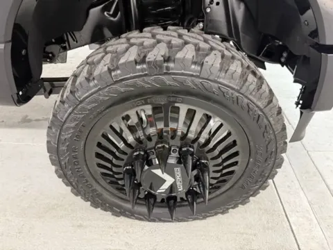 More photos of 2026 Ford Super Duty F-450 DRW Platinum at Woody Folsom Ford, GA