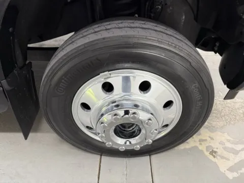 More photos of 2018 Ford Super Duty F-450 DRW LARIAT at Woody Folsom Ford, GA