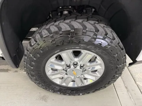 More photos of 2025 Chevrolet Silverado 2500HD High Country at Woody Folsom Ford, GA