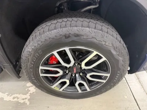 More photos of 2020 GMC Sierra 1500 AT4 at Woody Folsom Ford, GA