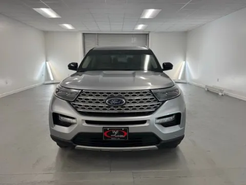 More photos of 2022 Ford Explorer Limited at Woody Folsom Ford, GA