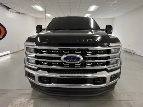 Photos of 2025 Ford Super Duty F-450 DRW LARIAT for sale in Baxley, GA at Woody Folsom Ford