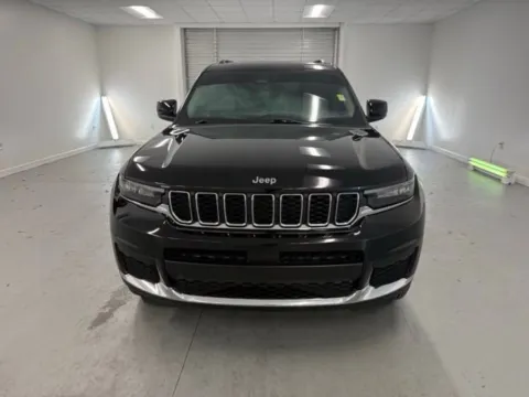 Photos of 2023 Jeep Grand Cherokee L Laredo for sale in Baxley, GA at Woody Folsom Ford