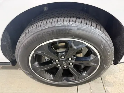 More photos of 2023 Ford Expedition Limited at Woody Folsom Ford, GA