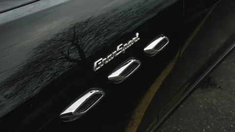 More photos of 2021 Maserati Levant at Toronto Luxe Motors Mississauga, ON