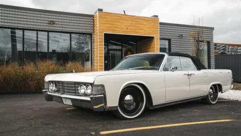 White 1965 Lincoln continental for sale in Milton, ON
